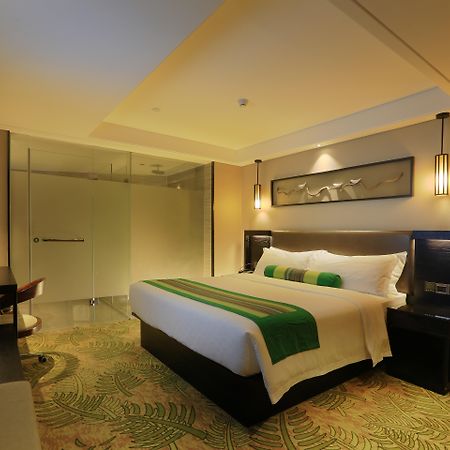 Relax Season Hotel Dongmen Шэньчжэнь Экстерьер фото